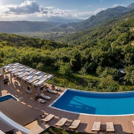 Resort Bevilacqua Budva Bagian luar foto