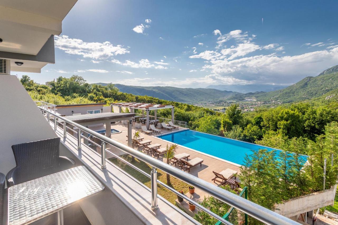 Resort Bevilacqua Budva Bagian luar foto