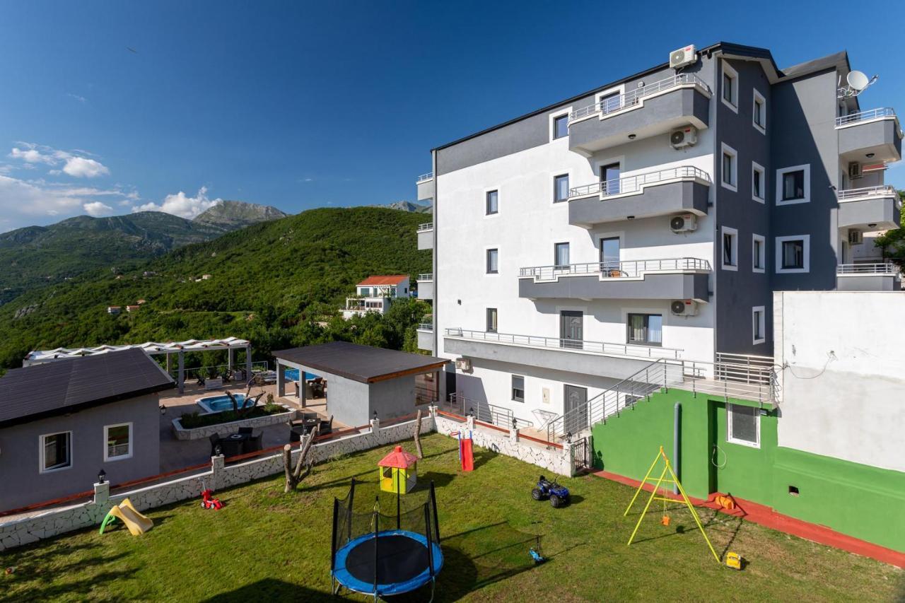 Resort Bevilacqua Budva Bagian luar foto