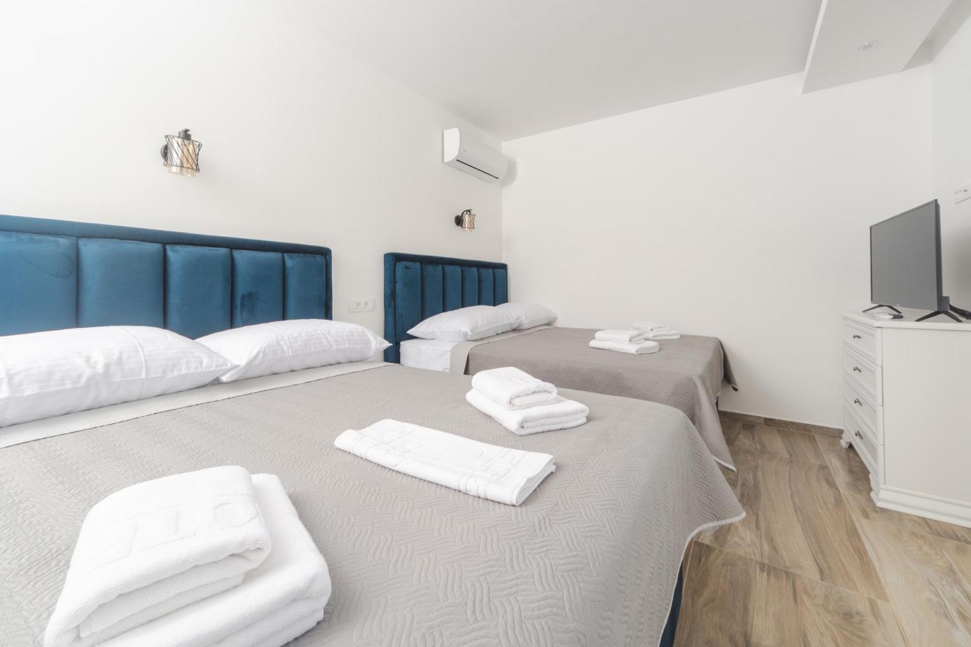 Resort Bevilacqua Budva Bagian luar foto