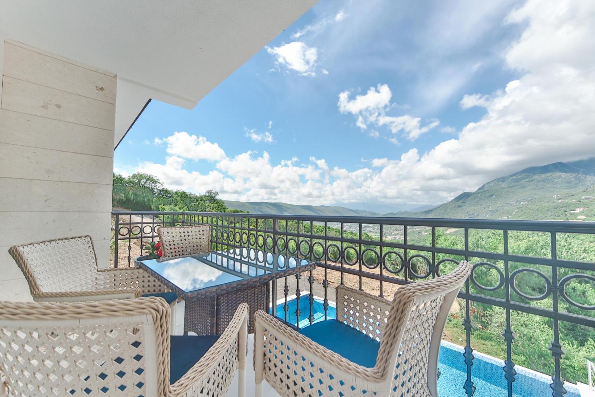 Resort Bevilacqua Budva Bagian luar foto