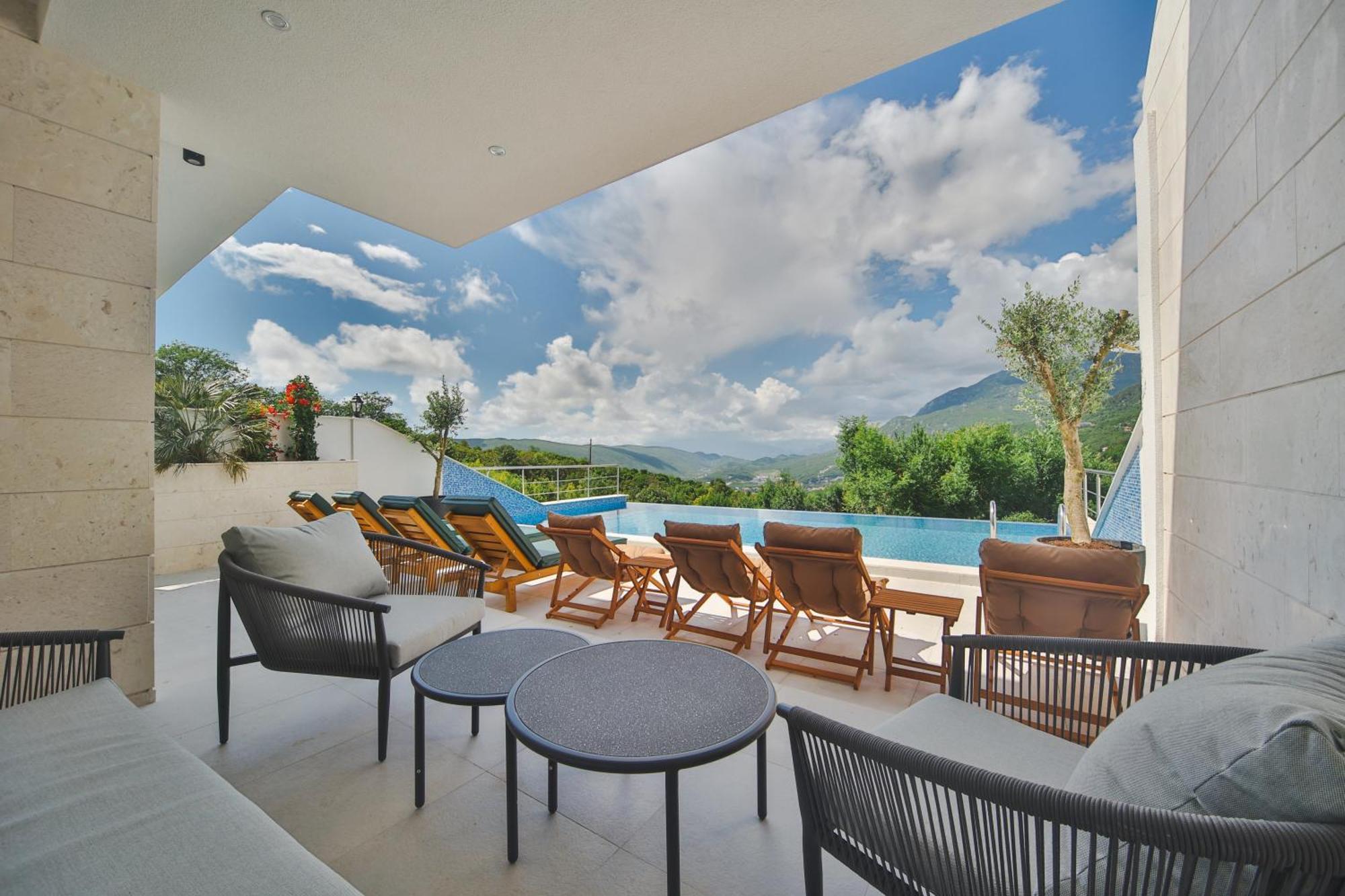 Resort Bevilacqua Budva Bagian luar foto